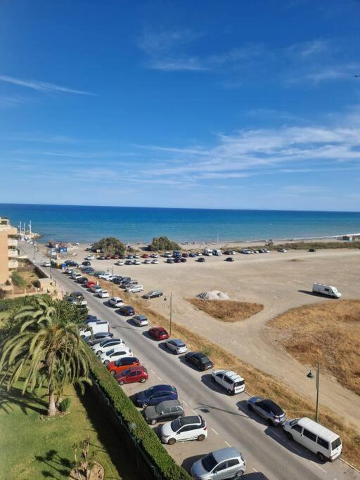 Apartment In Beach *